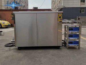 超聲波清洗設備為什么能延長注塑模具的壽命？