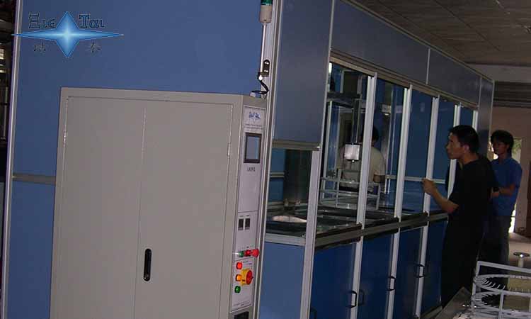 【潔泰】全自動(dòng)智能柔性碳?xì)浠衔镎婵粘暡ㄇ逑礄C(jī) 【潔泰】全自動(dòng)智能柔性碳?xì)浠衔镎婵粘暡ㄇ逑礄C(jī)