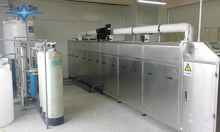 工業(yè)超聲波清洗機(jī)中清洗劑的選擇