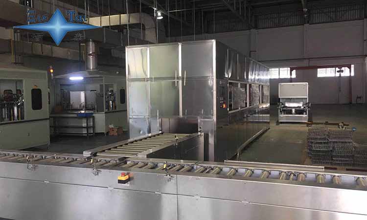 想購(gòu)買(mǎi)超聲波清洗機(jī)該如何選擇？