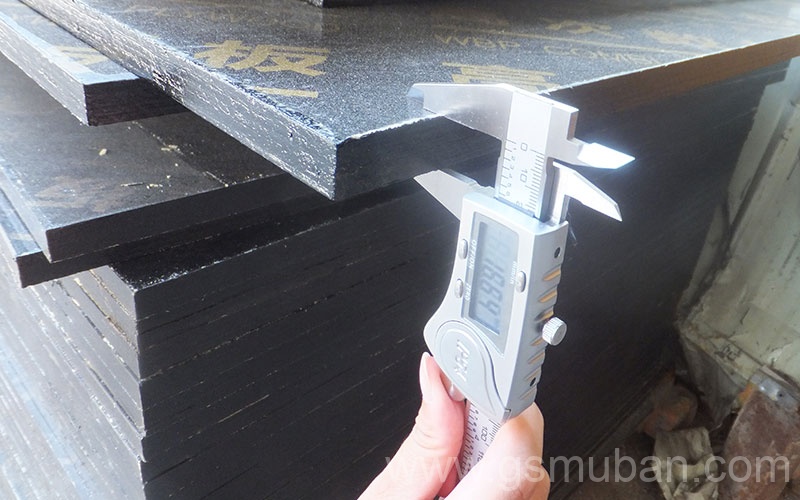 超聲波清洗機(jī)的溫度控制方法和超聲波振動(dòng)板的維護(hù)