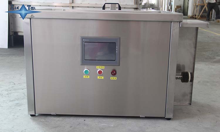 如何選擇使用工業(yè)超聲波清洗器的清潔劑？