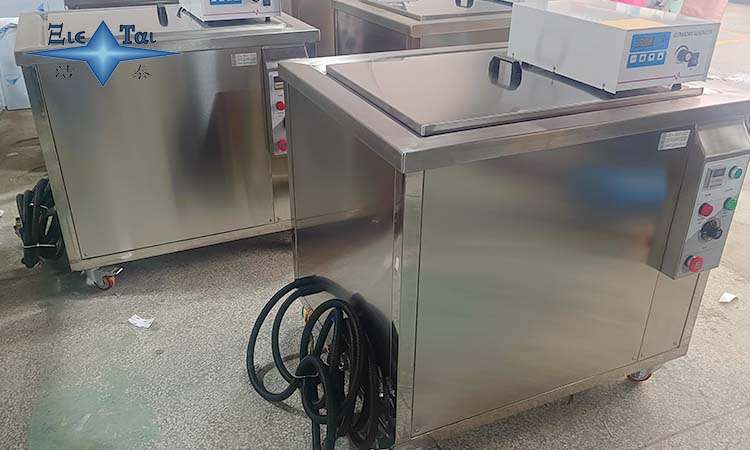 超聲波清洗機(jī)在汽車(chē)行業(yè)的應(yīng)用，如何清潔汽車(chē)零部件？