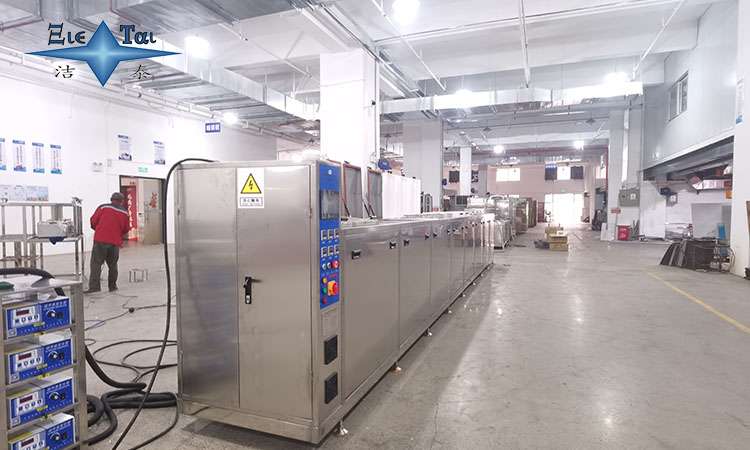 超聲波清洗機(jī)在飛機(jī)維修中的應(yīng)用 超聲波清洗機(jī)在飛機(jī)維修中的應(yīng)用