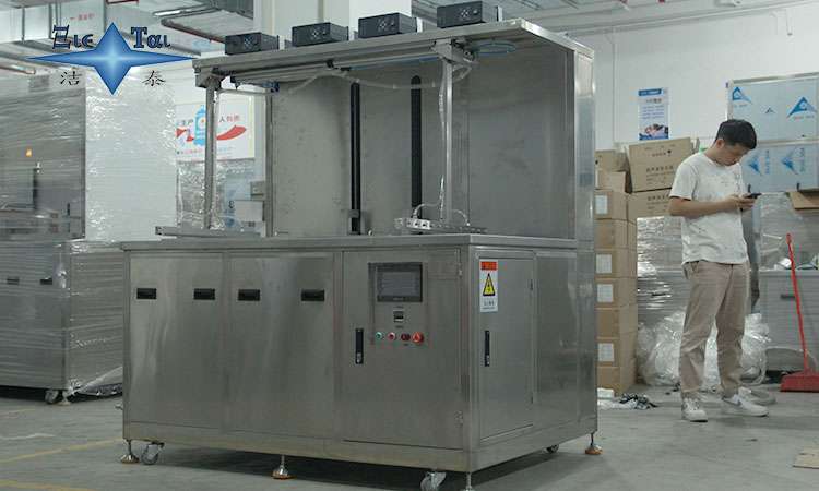 金屬防火門清洗:超聲波清洗機(jī)確保密封性和防火性能的關(guān)鍵步驟 金屬防火門清洗:超聲波清洗機(jī)確保密封性和防火性能的關(guān)鍵步驟