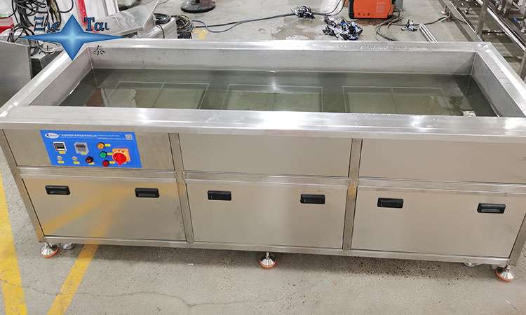 超聲波清洗機(jī)在金屬橋梁構(gòu)件清洗中的應(yīng)用與優(yōu)勢 超聲波清洗機(jī)在金屬橋梁構(gòu)件清洗中的應(yīng)用與優(yōu)勢