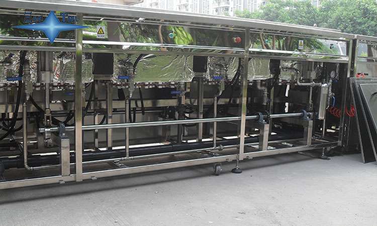 超聲波清洗技術(shù)在金屬雨水管清潔中的應用與優(yōu)勢 超聲波清洗技術(shù)在金屬雨水管清潔中的應用與優(yōu)勢