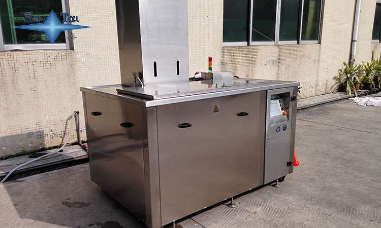 超聲波清洗技術(shù):細致呵護金屬零部件的理想選擇 超聲波清洗技術(shù):細致呵護金屬零部件的理想選擇