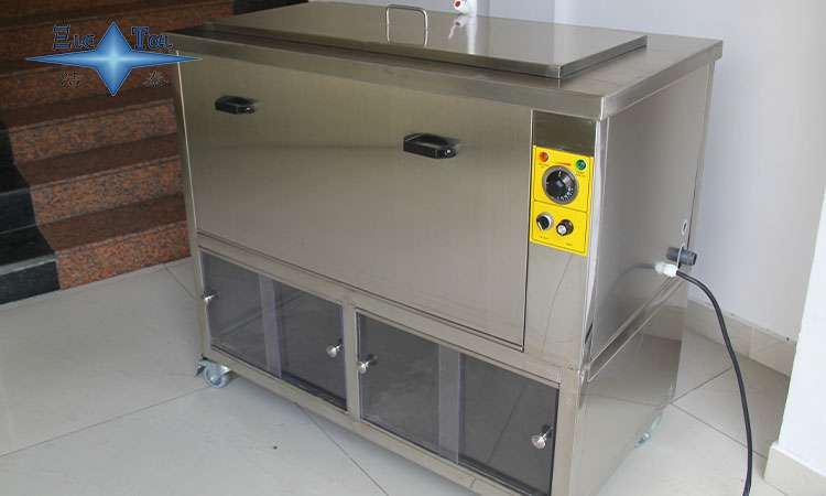 工業(yè)清洗革新:超聲波清洗設(shè)備的前沿應(yīng)用 工業(yè)清洗革新:超聲波清洗設(shè)備的前沿應(yīng)用