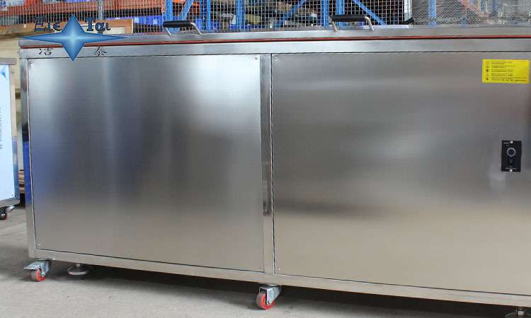 超聲波清洗機(jī)怎么選？潔泰20年老師傅團(tuán)隊(duì)：專治各種“奇形怪狀”，非標(biāo)定制不將就